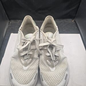 Nike Cream Athletic Sneakers